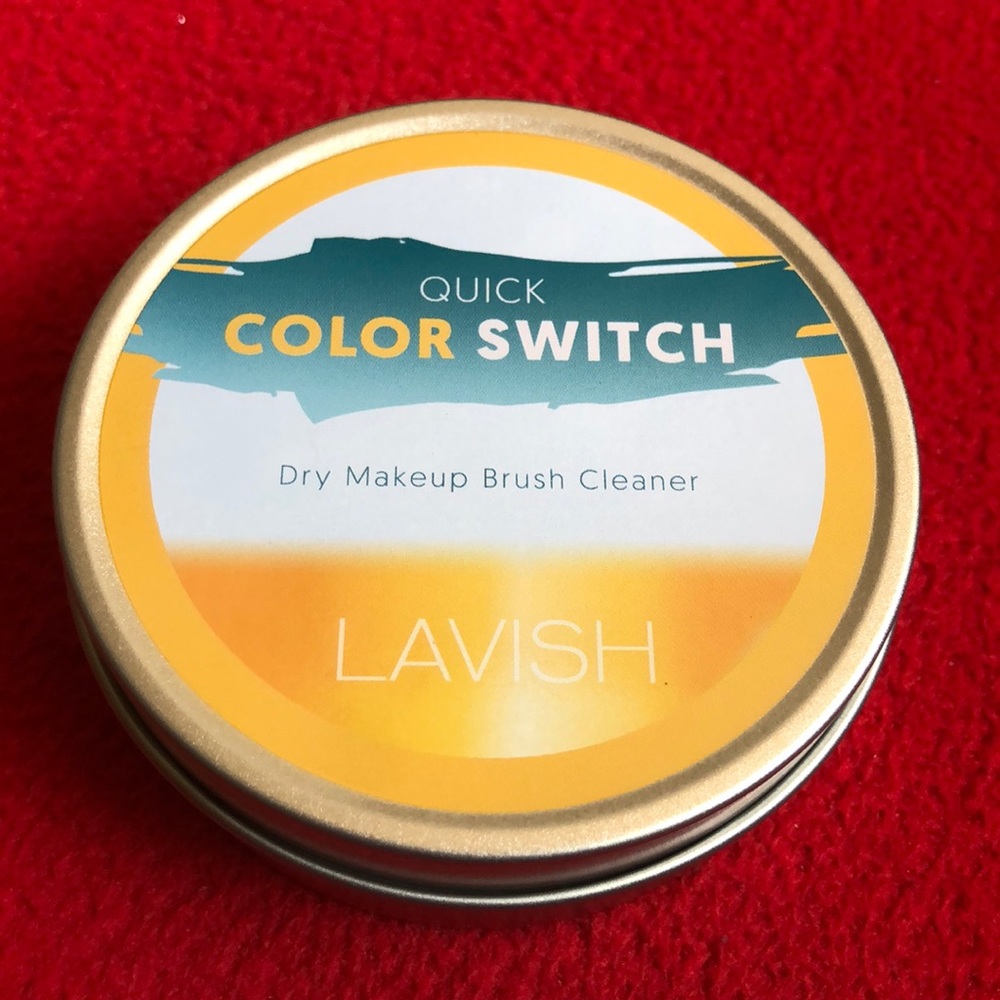 Lavish - quick color switch dry brush cleaner